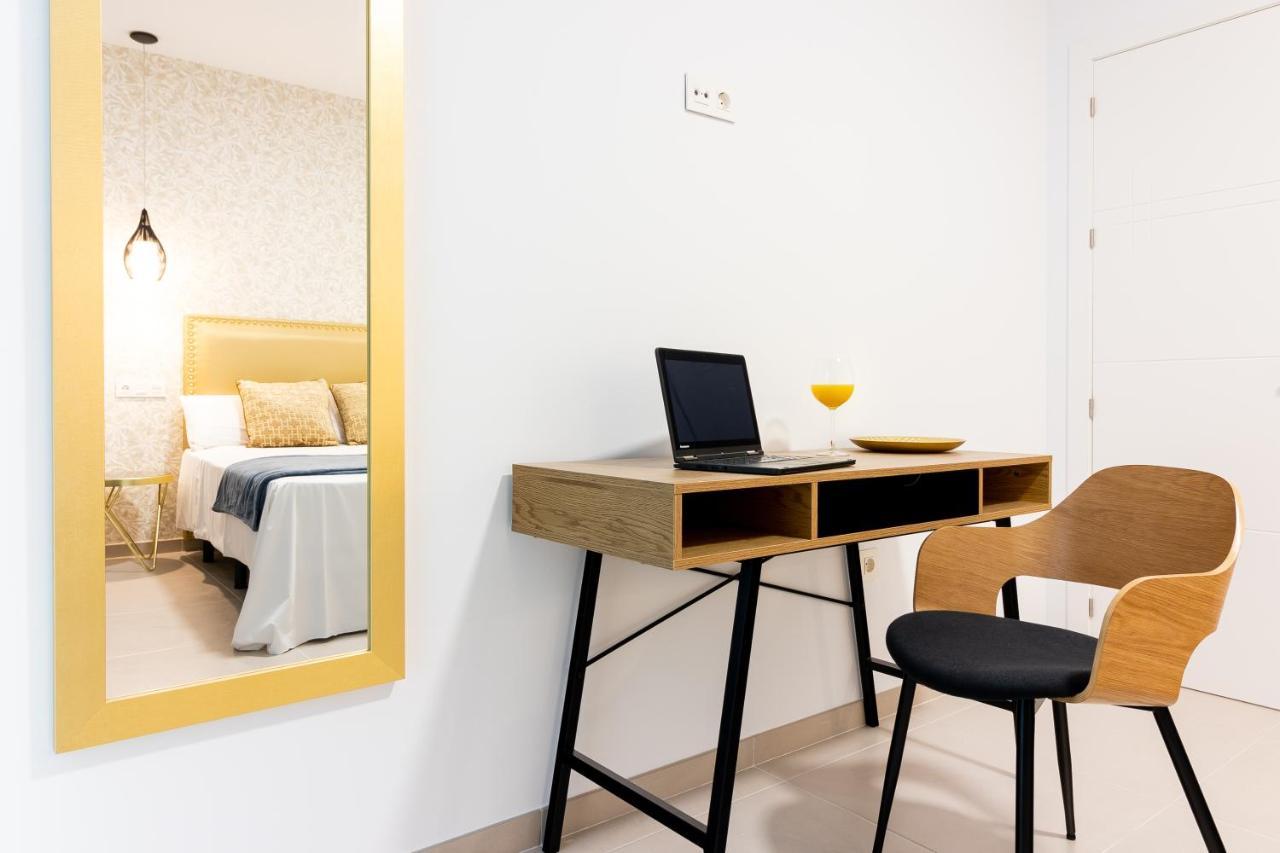 Ferienwohnung Malaga Center Flat Mariblanca 12 Sun & Terrace Boutique Exterior foto